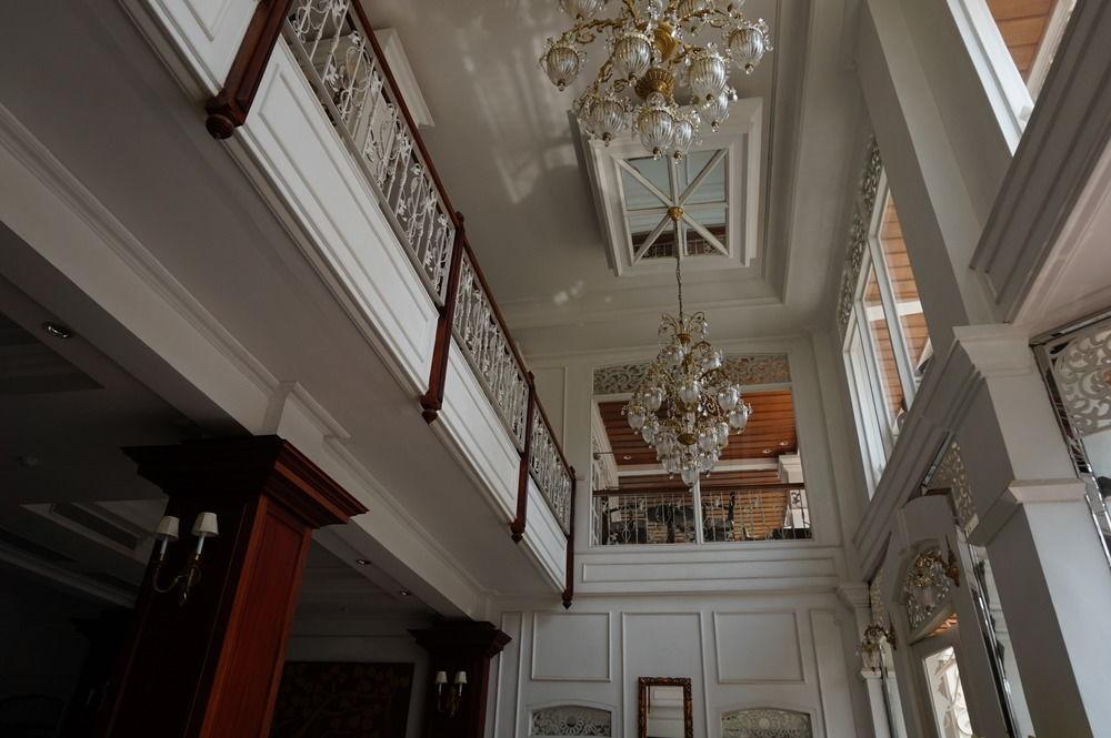 Dhavara Boutique Hotel Vientiane Esterno foto